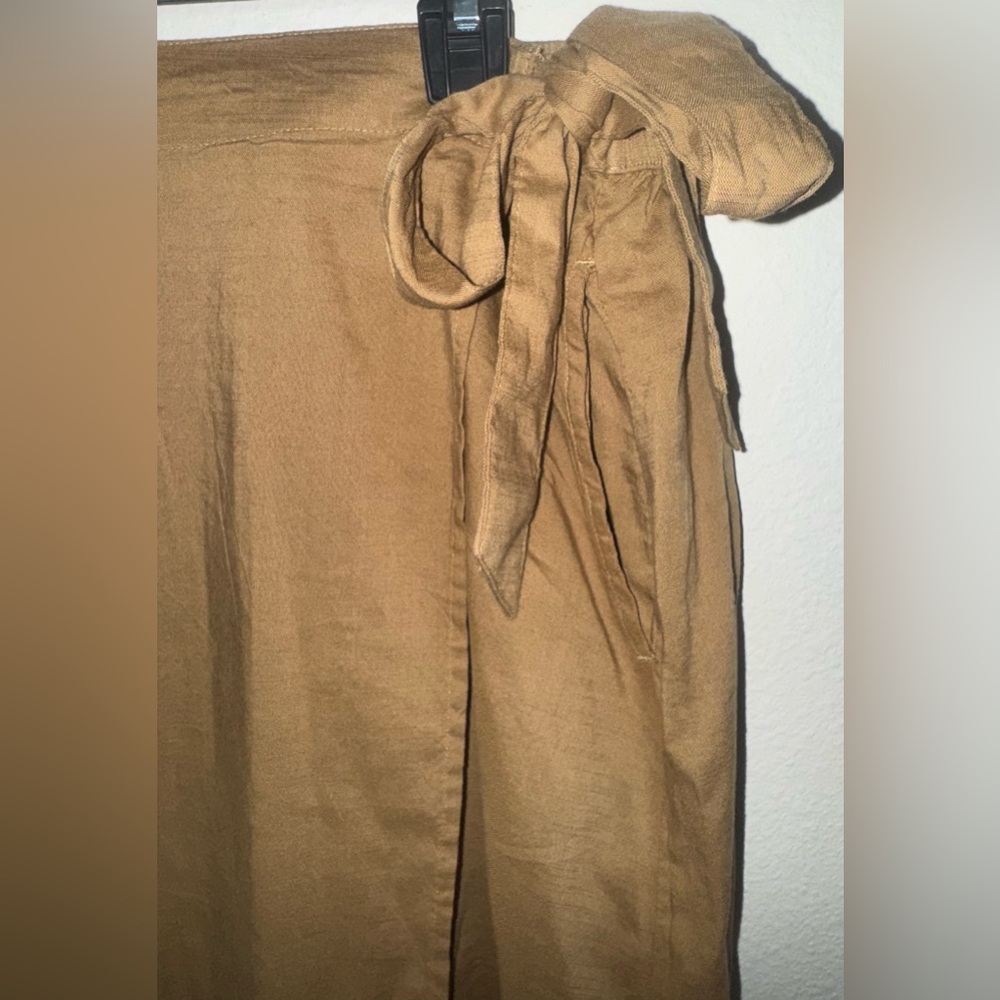 Women's Croft & Barrow Tie-Front Faux Wrap Mid-Rise Skirt - Picture 2 of 11